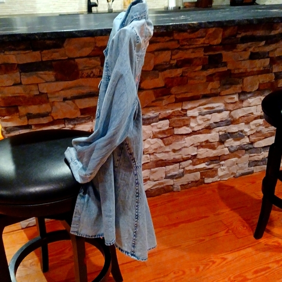 Nostalgia long sleeved embroidered denim shirt. Size L. - Picture 3 of 7